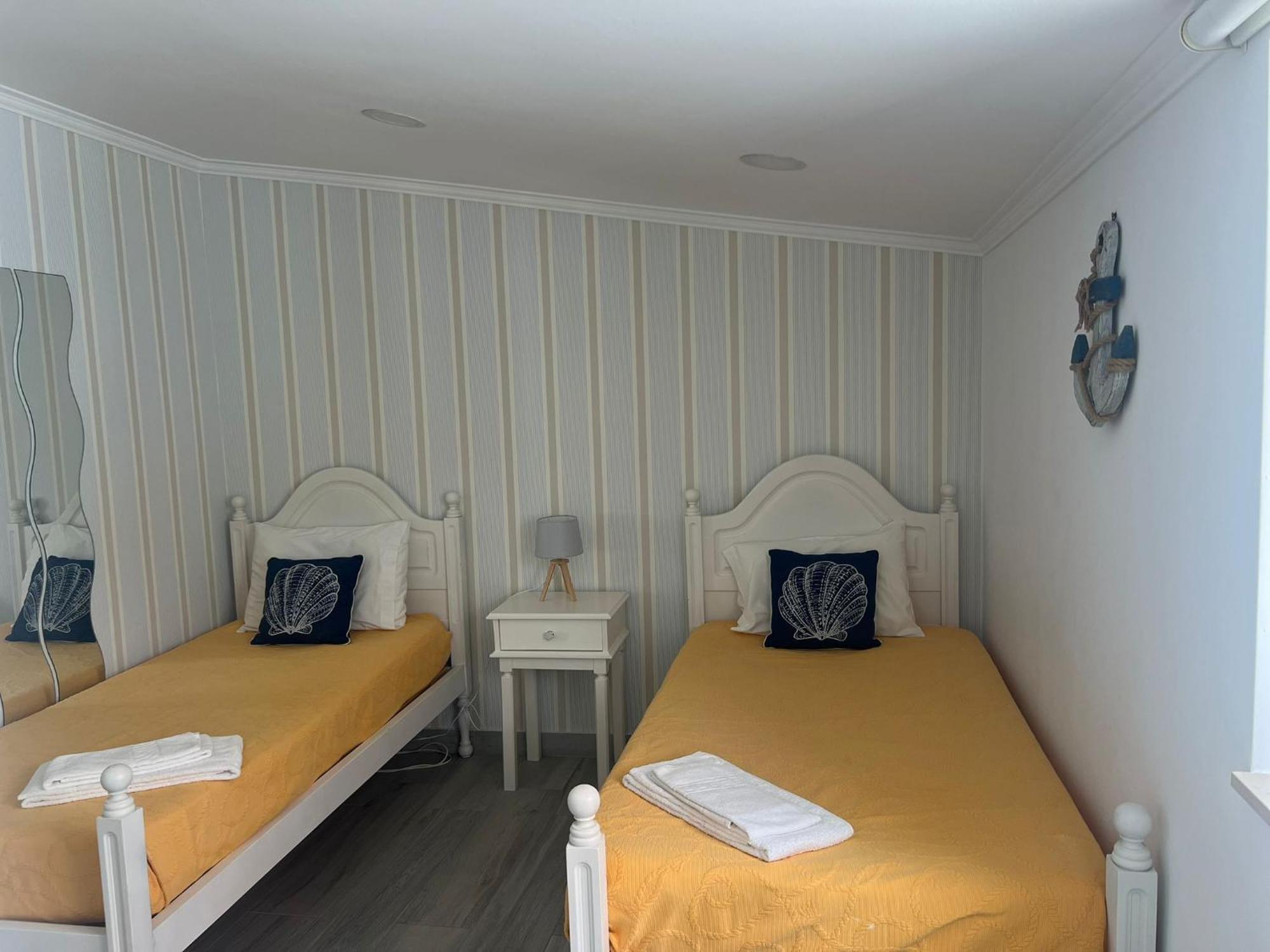 Flipflops Apartment Назаре Екстер'єр фото